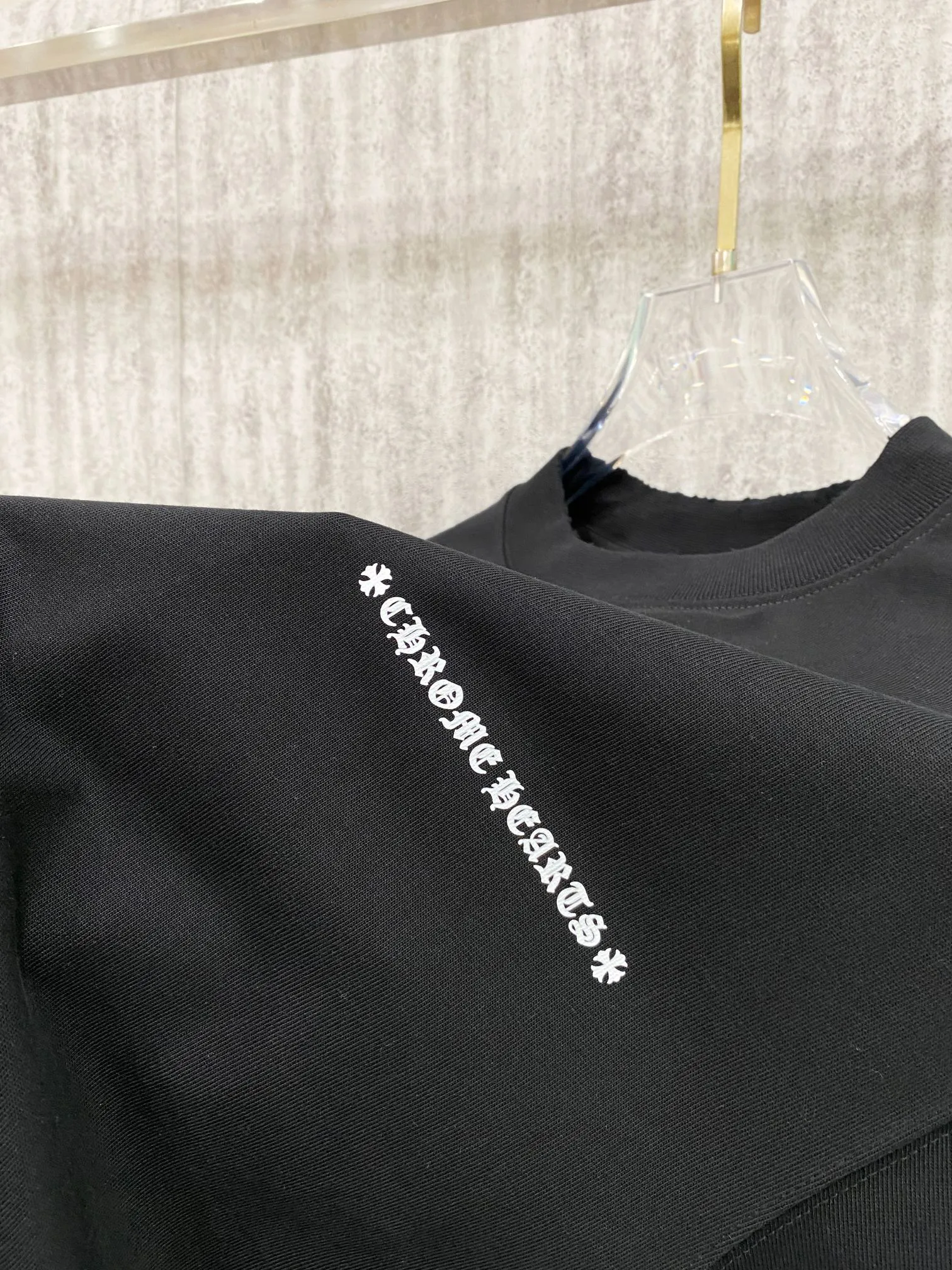 2026ss ， logo 32 𝐂𝐎𝐋𝐎𝐔𝐑：White Black 𝐒𝐈𝐙𝐄：S m L XL 110
